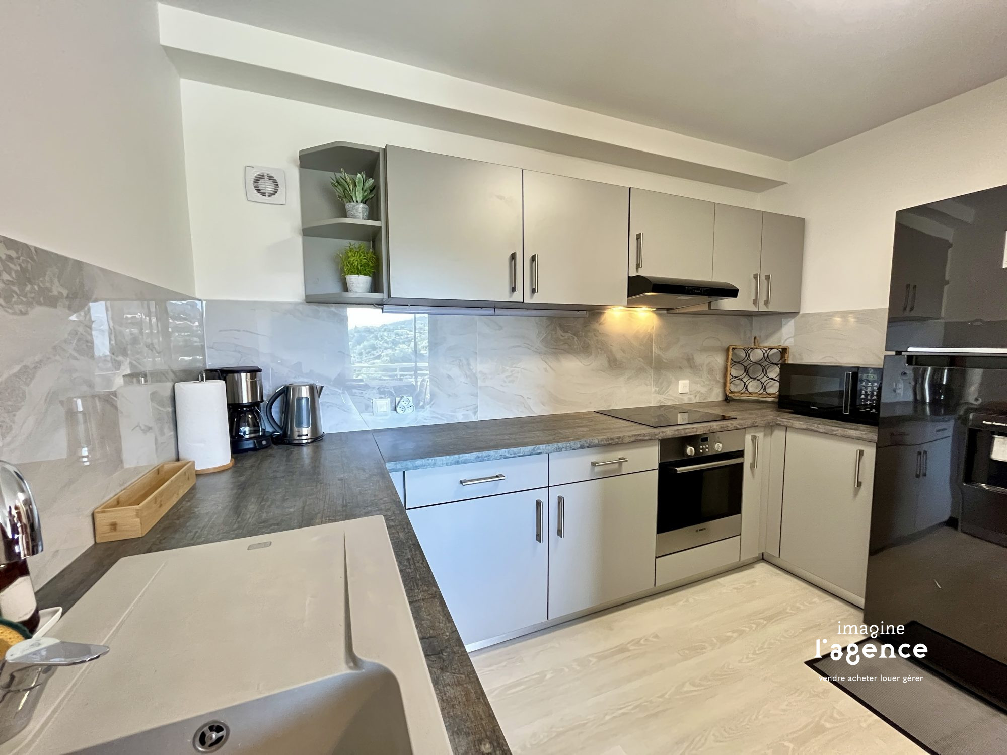 APPARTEMENT F4 DUPLEX – PAPEETE